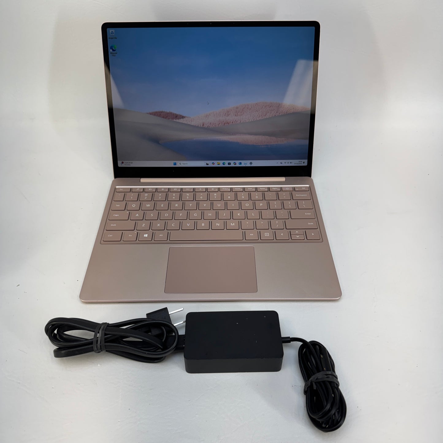 Microsoft Surface Go 1 A1943 12.4" i5-1035G1 1.0GHz 8GB RAM 128GB SSD