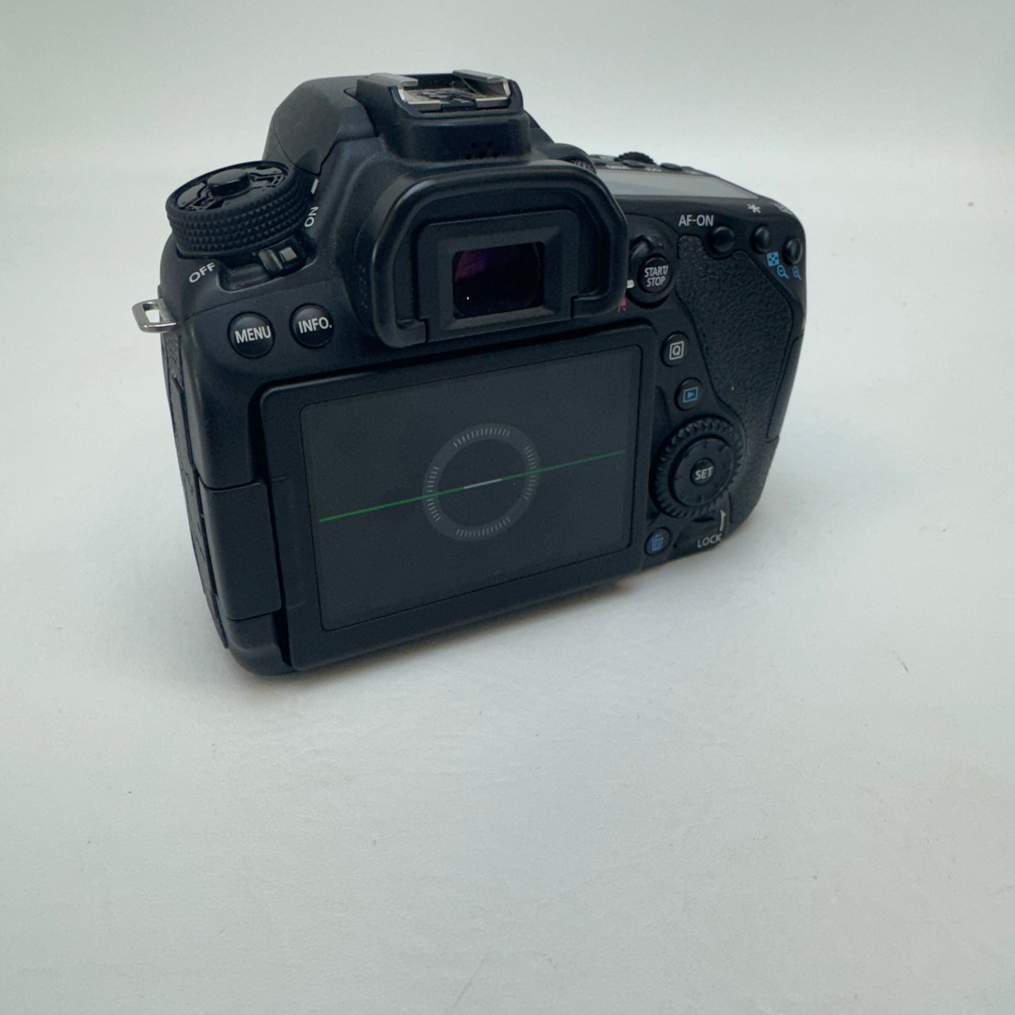 Canon EOS 80D 24.2MP Digital SLR DSLR Camera 1/8000 Shutter Count