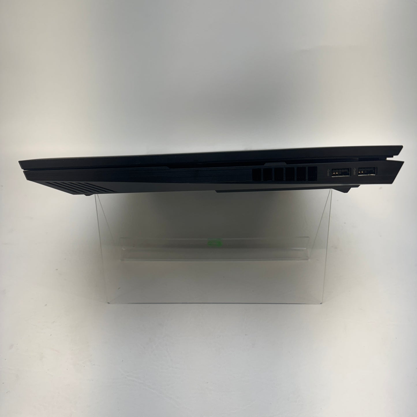 HP Omen 17-CM2002CA 17.3" i7-13700HX 2.1GHz 16GB RAM 512GB SSD GeForce RTX 4060