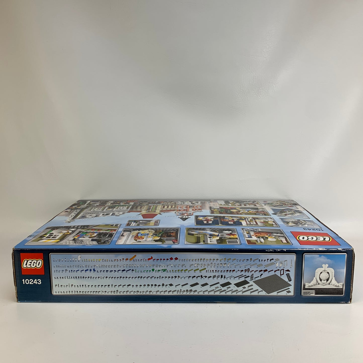 New Lego Parisian Restaurant Lego Set 10243