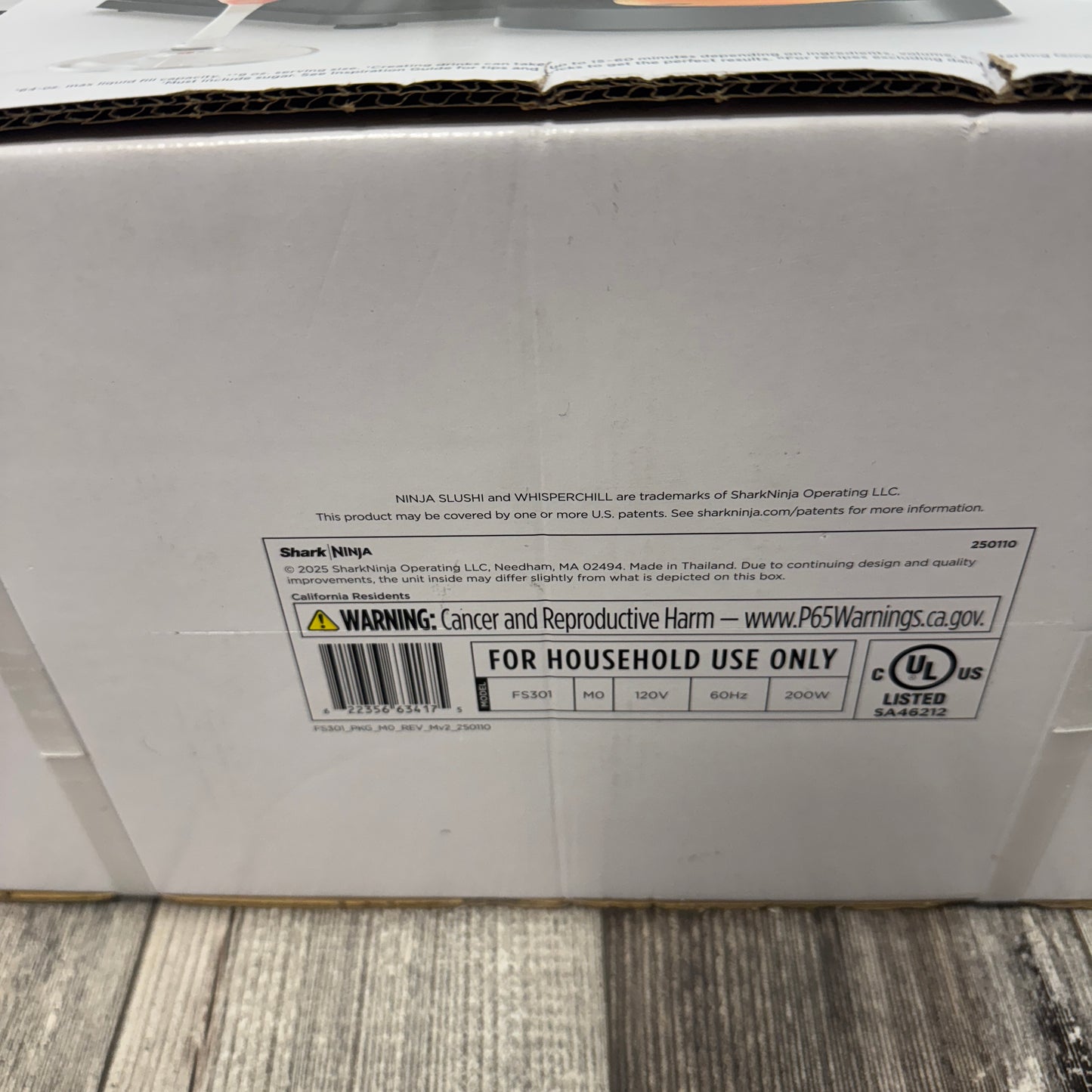 New Shark Slushi Frozen Drink Maker FS301