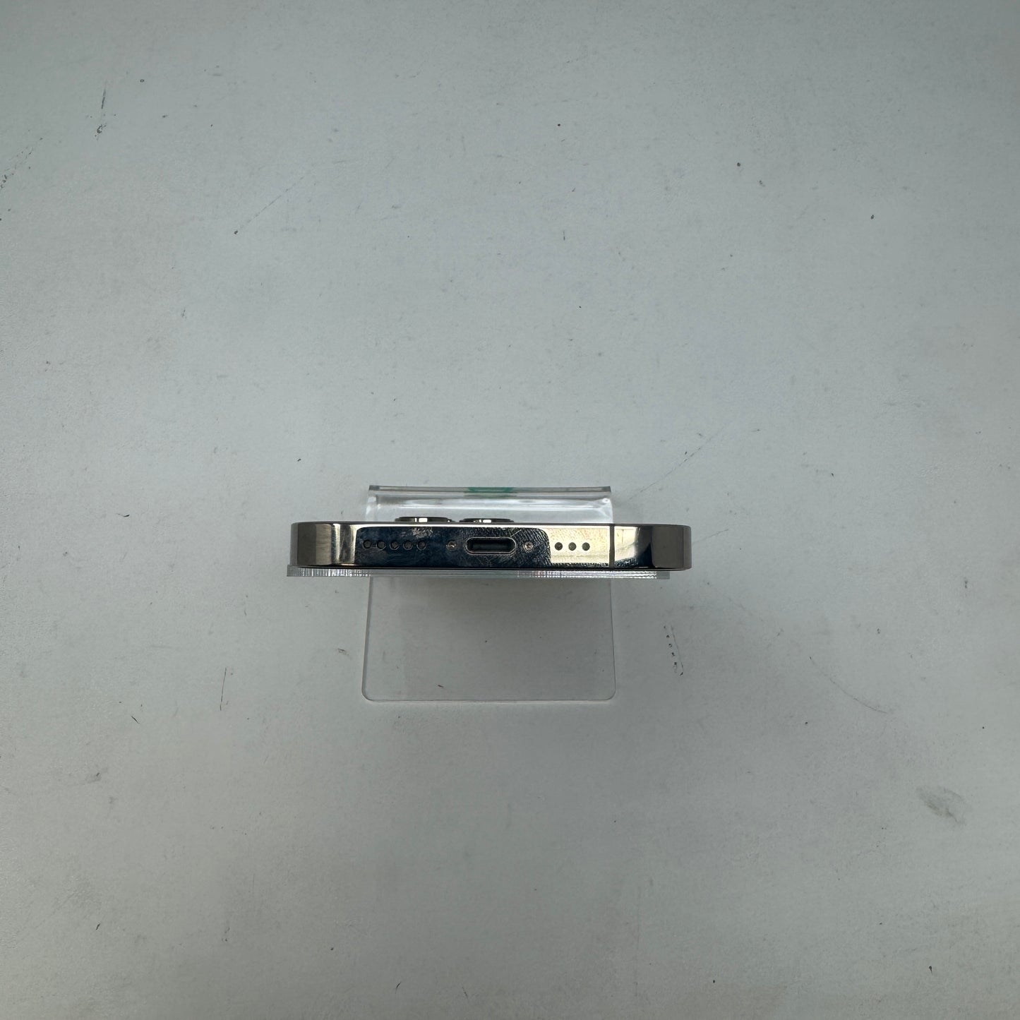 Unlocked Apple iPhone 14 Pro 1TB Gold 5Q2T3LL/A