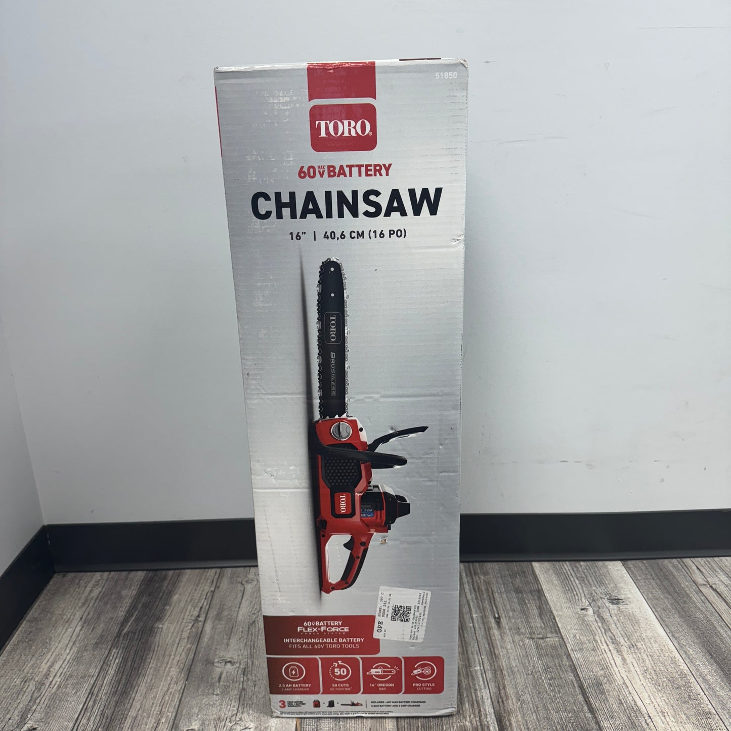 New Toro 51850 60V Cordless Chainsaw