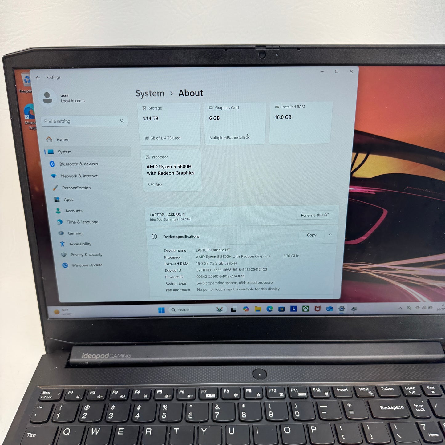 Lenovo IdeaPad GAMING 3 15.6" Ryzen 5 5600H 3.3GHz 16GB RAM 256GB SSD 