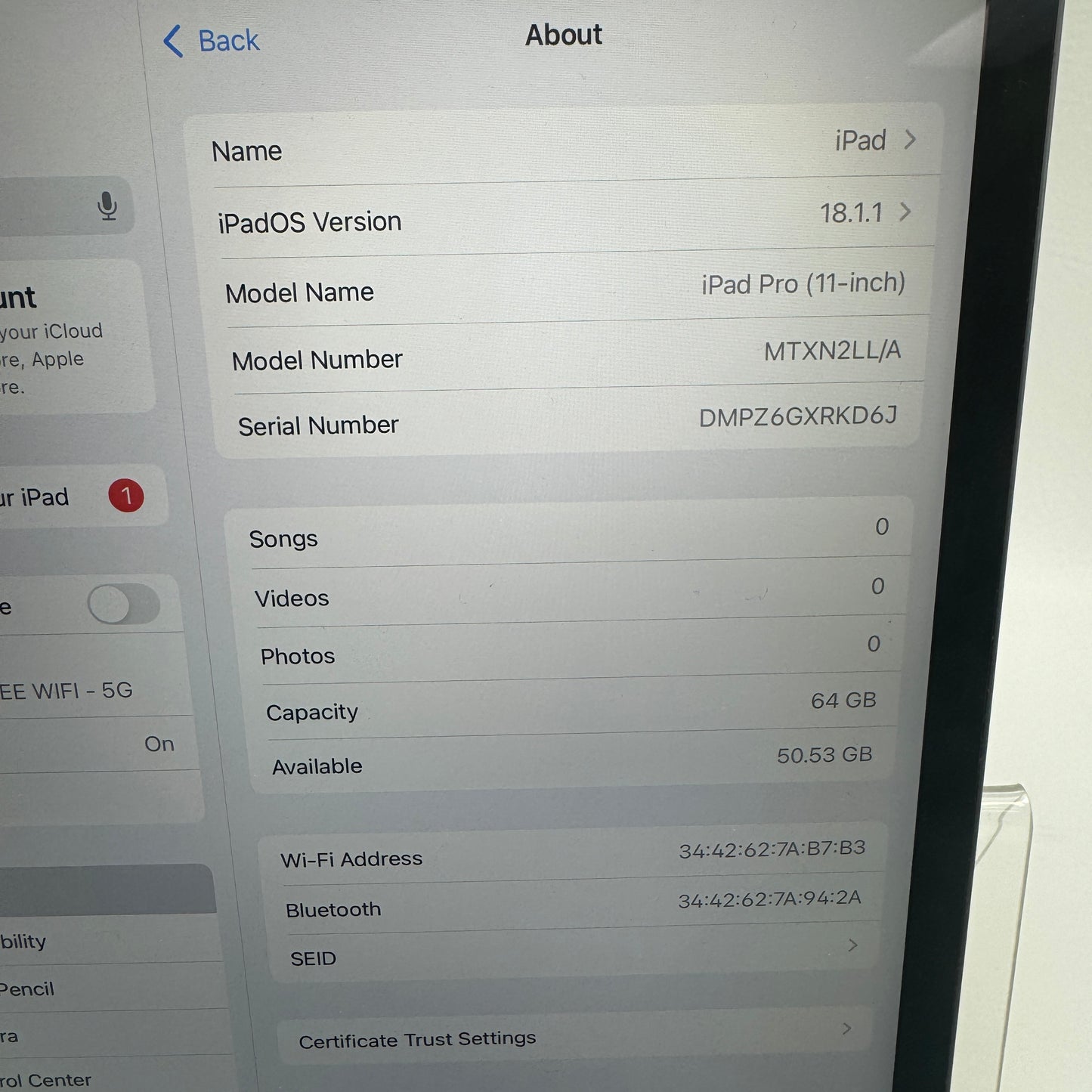 WiFi Only Apple iPad Pro 11" 1st Gen 64GB 14.4 Space Gray MTXN2LL/A