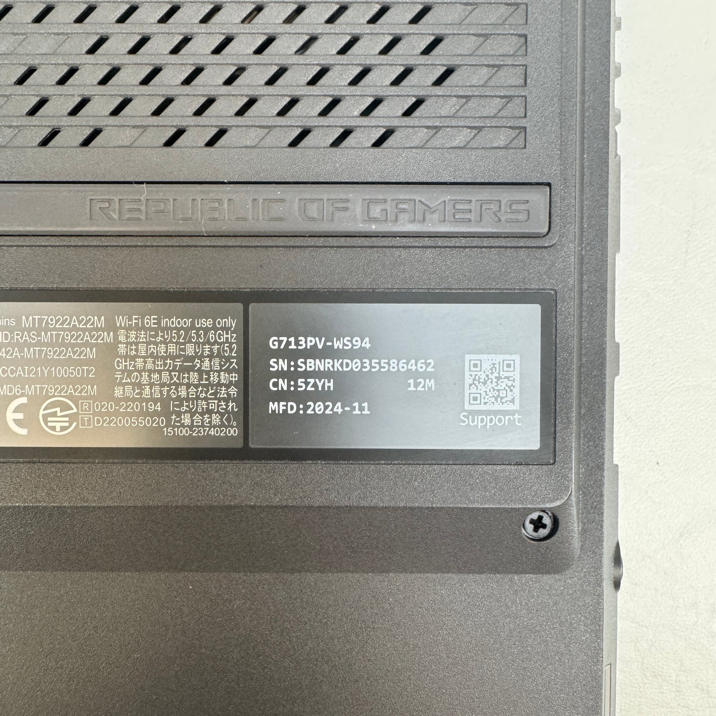 Asus ROG Strix G17 G713P 17.3" Ryzen 9 7845HX 3.0GHz 16GB RAM 1TB SSD