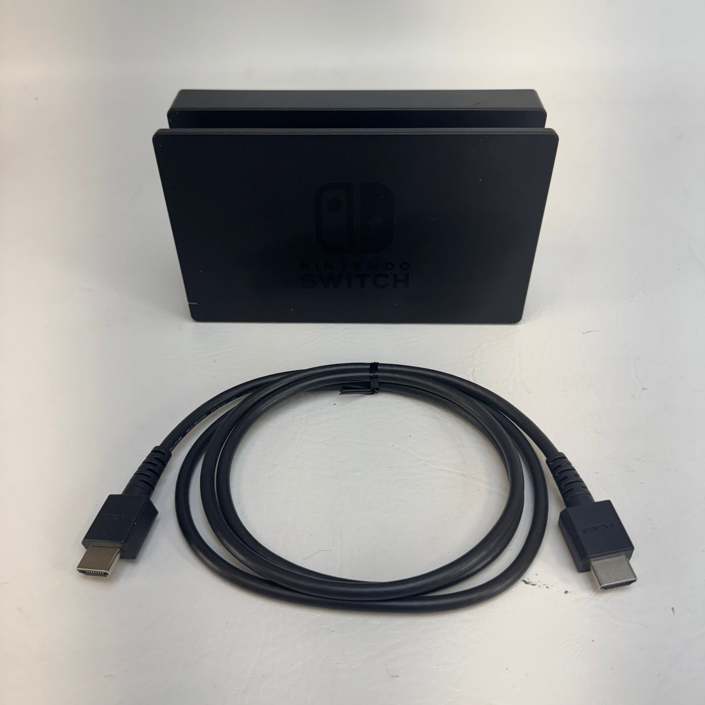 Nintendo Switch v2 Video Game Console HAC-001(-01)  Black