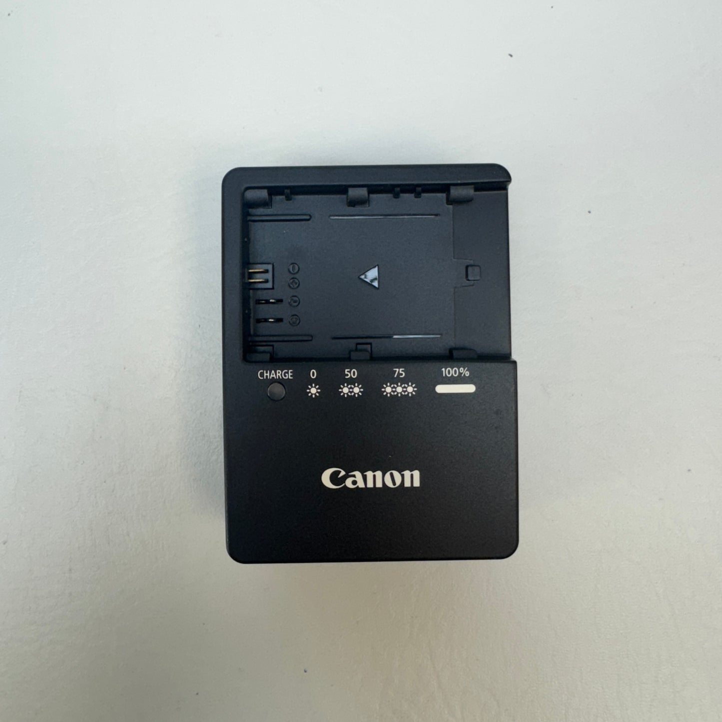 Canon EOS 80D 24.2MP Digital SLR DSLR Camera 1/8000 Shutter Count