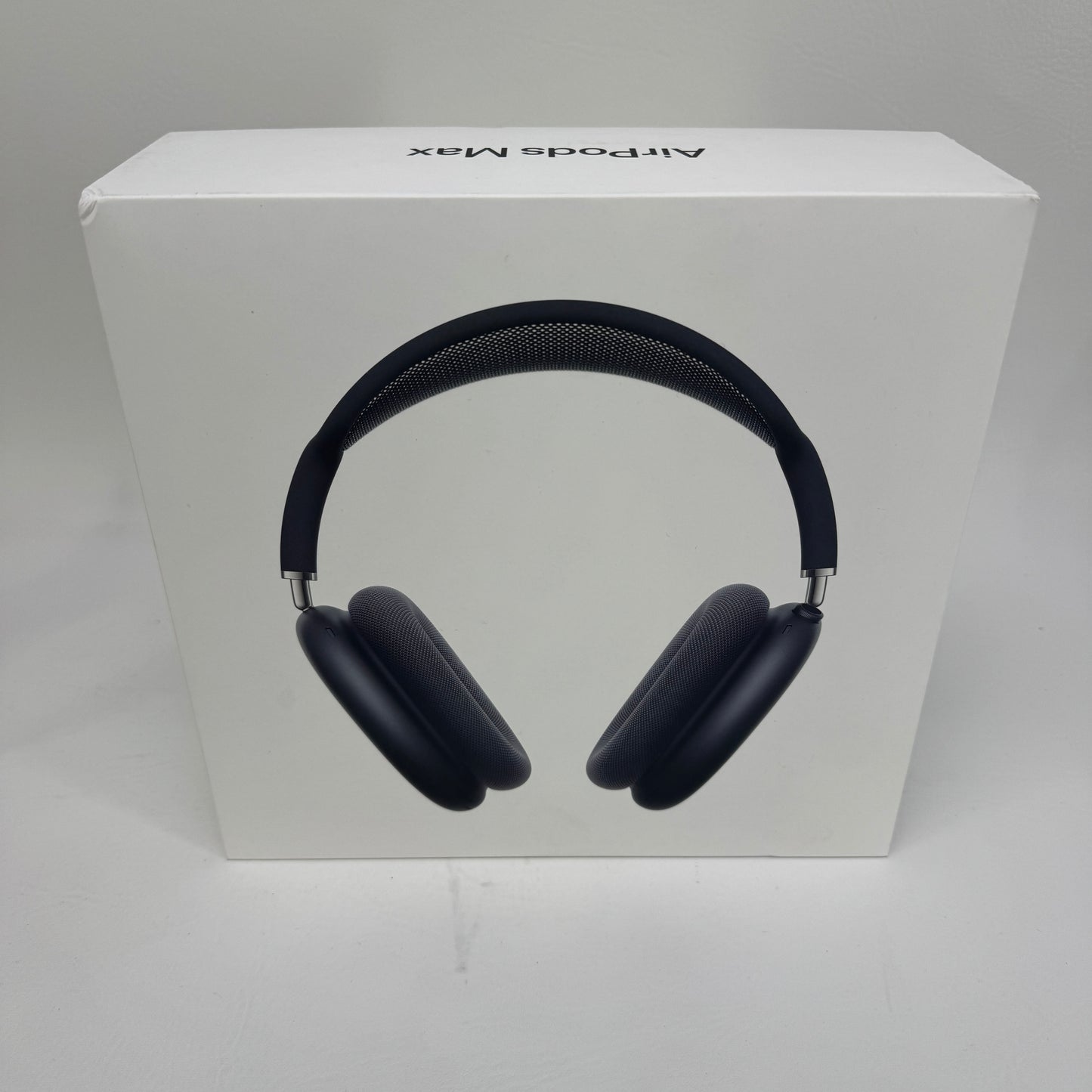 Apple AirPods Max Wireless Over-Ear Headphones Midnight MWW43AM/A