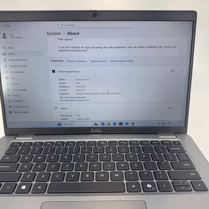 Dell Latitude 5450 14" Core Ultra 5 135U 2.1GHz 16GB RAM 256GB SSD
