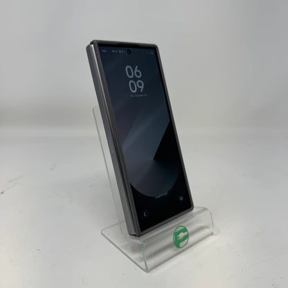 Unlocked Samsung Galaxy Z Fold6 12GB RAM 256GB SM-F956U1 Silver Shadow