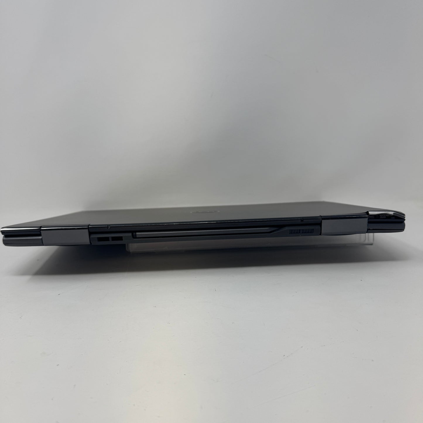 Broken Dell Inspiron 7506 15.6" i7-1165G7 2.8GHz 16GB RAM 1TB Bent Frame