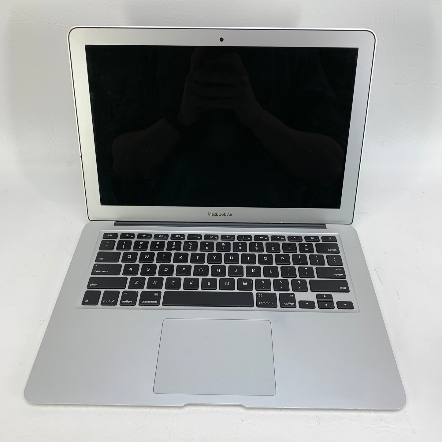 2017 Apple MacBook Air 13.3" i5 1.8GHz 8GB RAM 128GB SSD Silver A1466