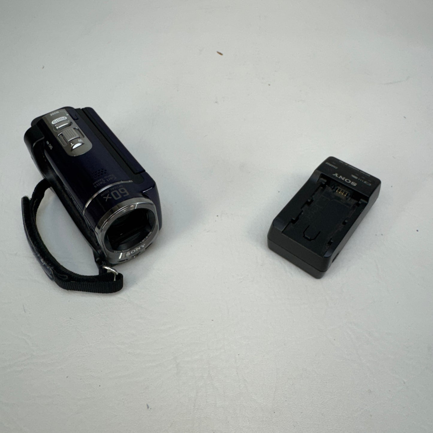 Sony Handycam Digital Video Camcorder DCR-SX44