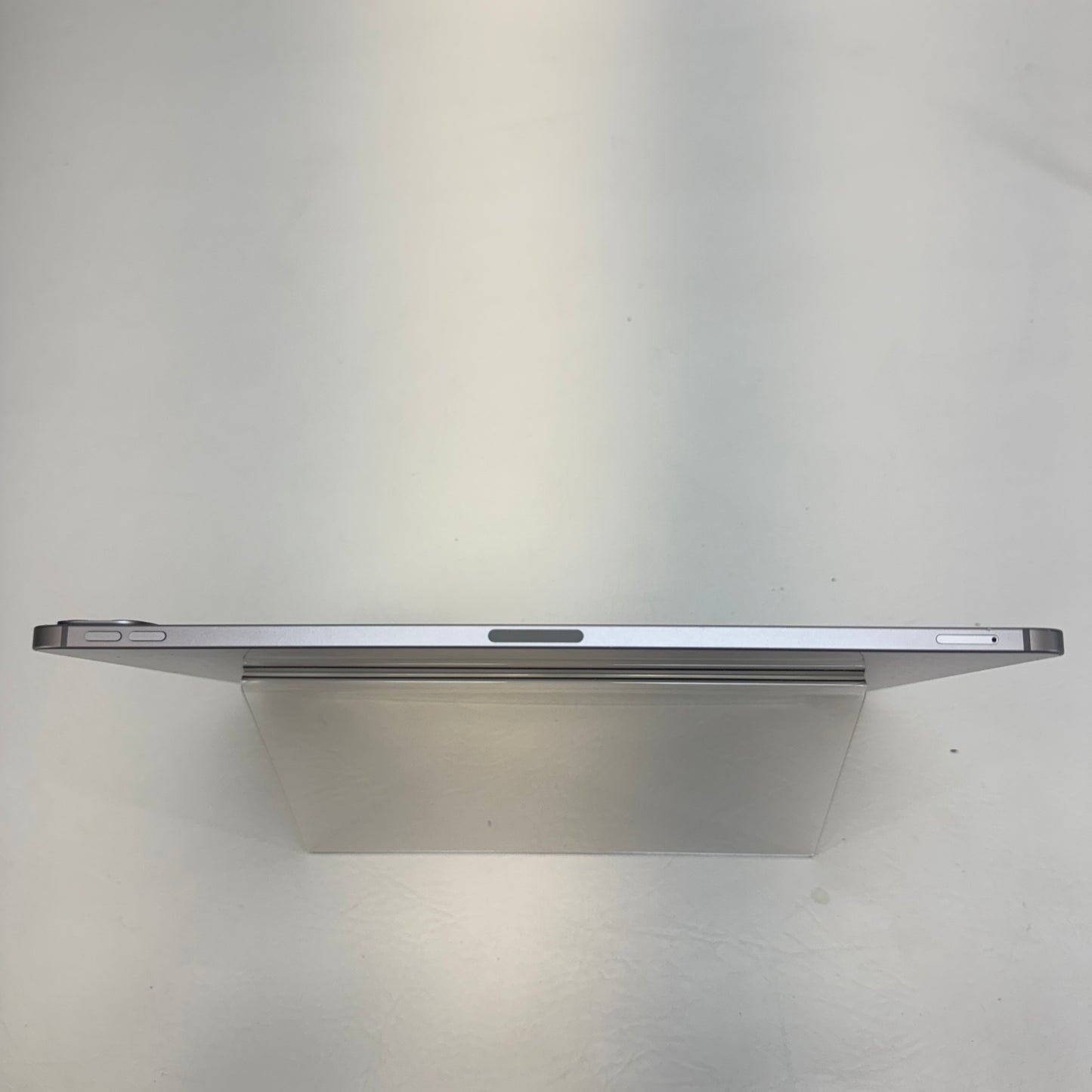 Unlocked Apple iPad Pro 12.9" 6th Gen 256GB Space Gray MP603LL/A
