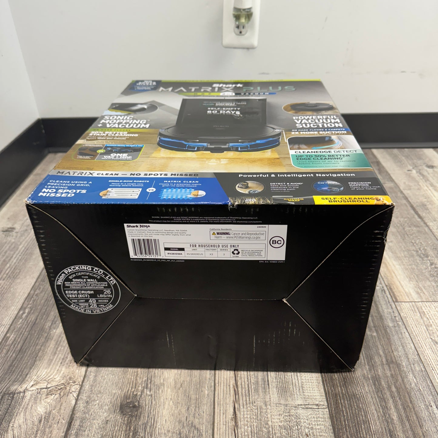 New Shark Matrix Plus Robotic Vacuum RV2610WA