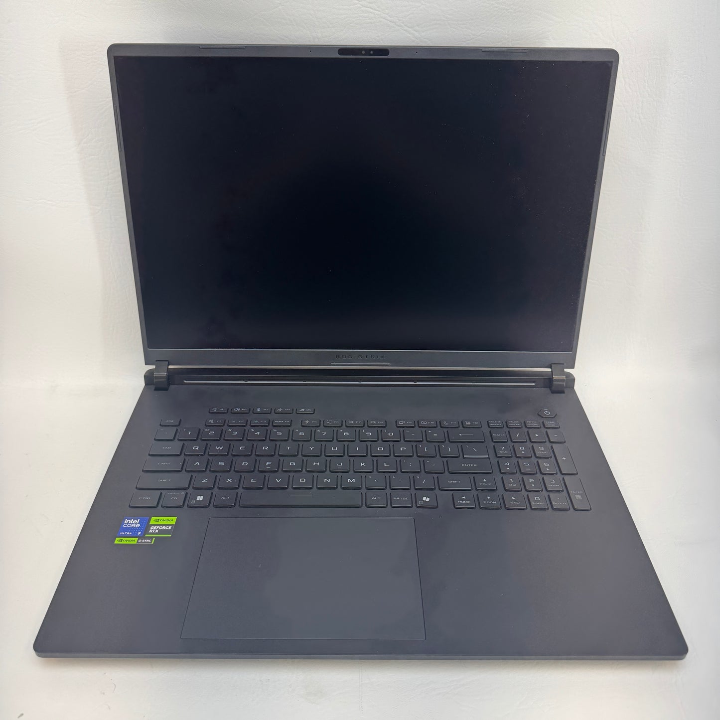 Asus ROG Strix Scar 18 G835L 18" Core Ultra 9 275HX 64GB RAM 2TB SSD RTX 5090