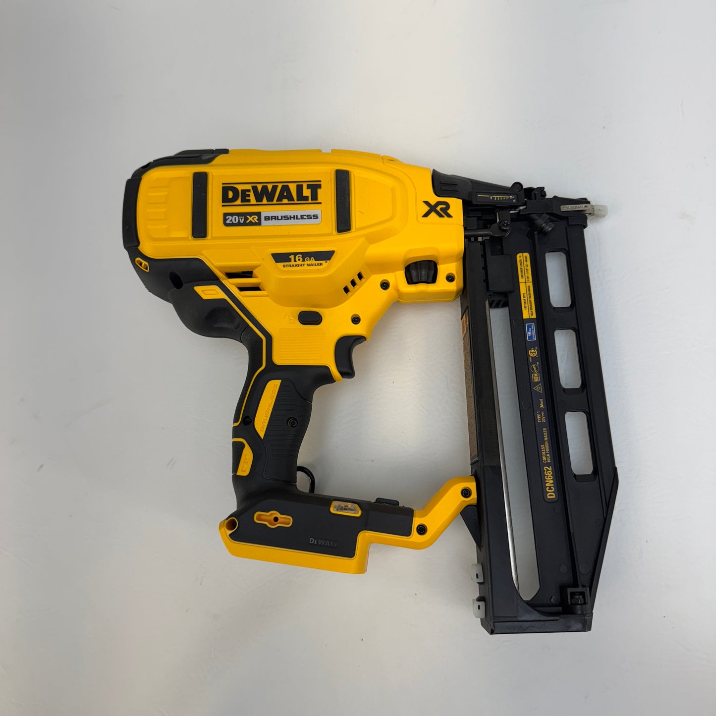 DeWalt DCN662 20V MAX 16GA Straight Nail