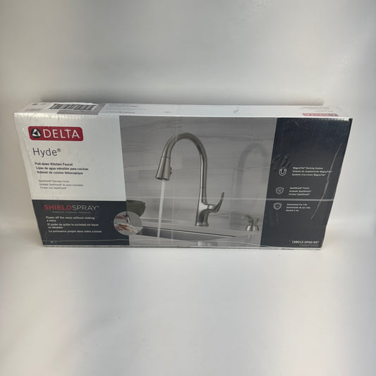 New Delta Hyde Pull-Down Kitchen Faucet Faucet 19801Z-SPSD-DST