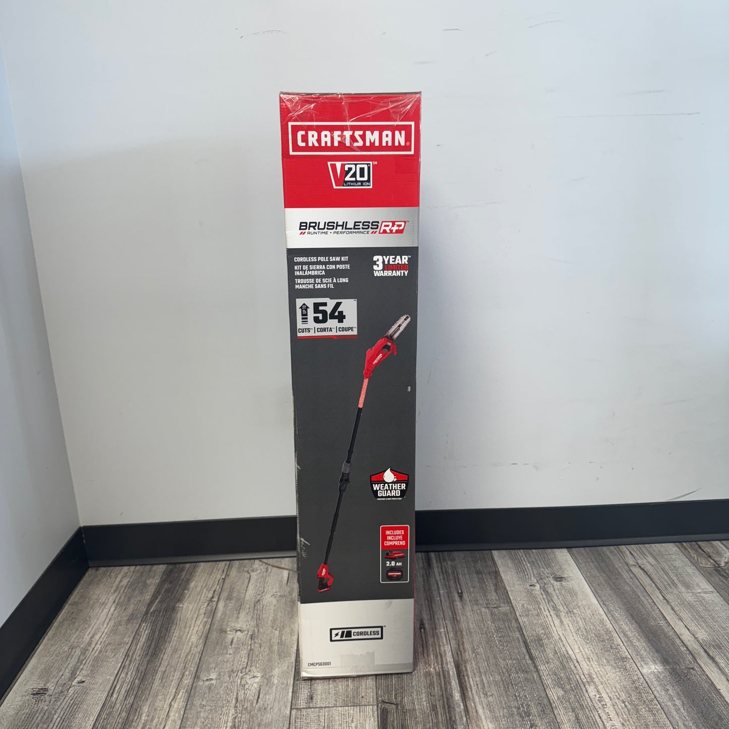 New Craftsman CMCPS630D1 20V Pole Saw Kit