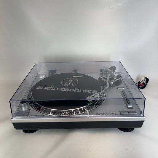 Audio Technica AT-LP120-USB Direct-Drive Professional Turntable