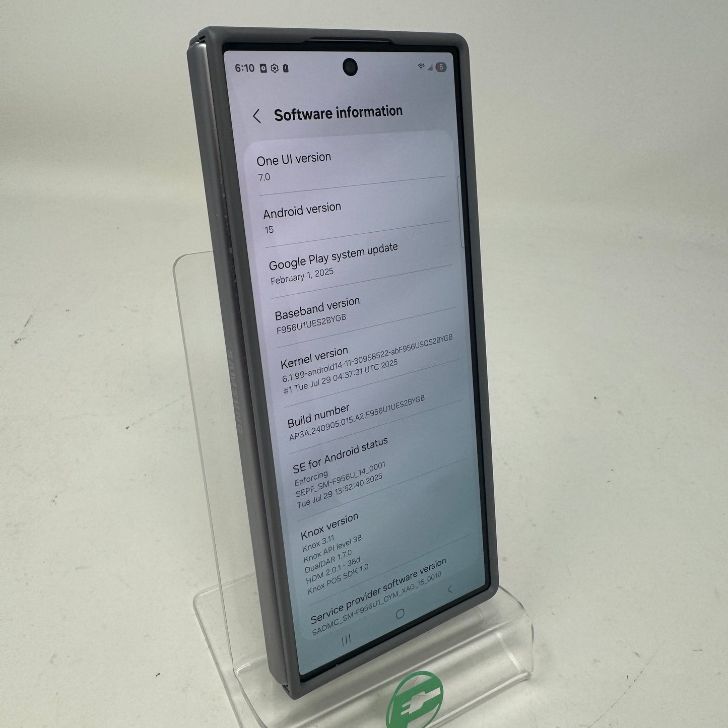 Unlocked Samsung Galaxy Z Fold6 12GB RAM 256GB SM-F956U1 Silver Shadow