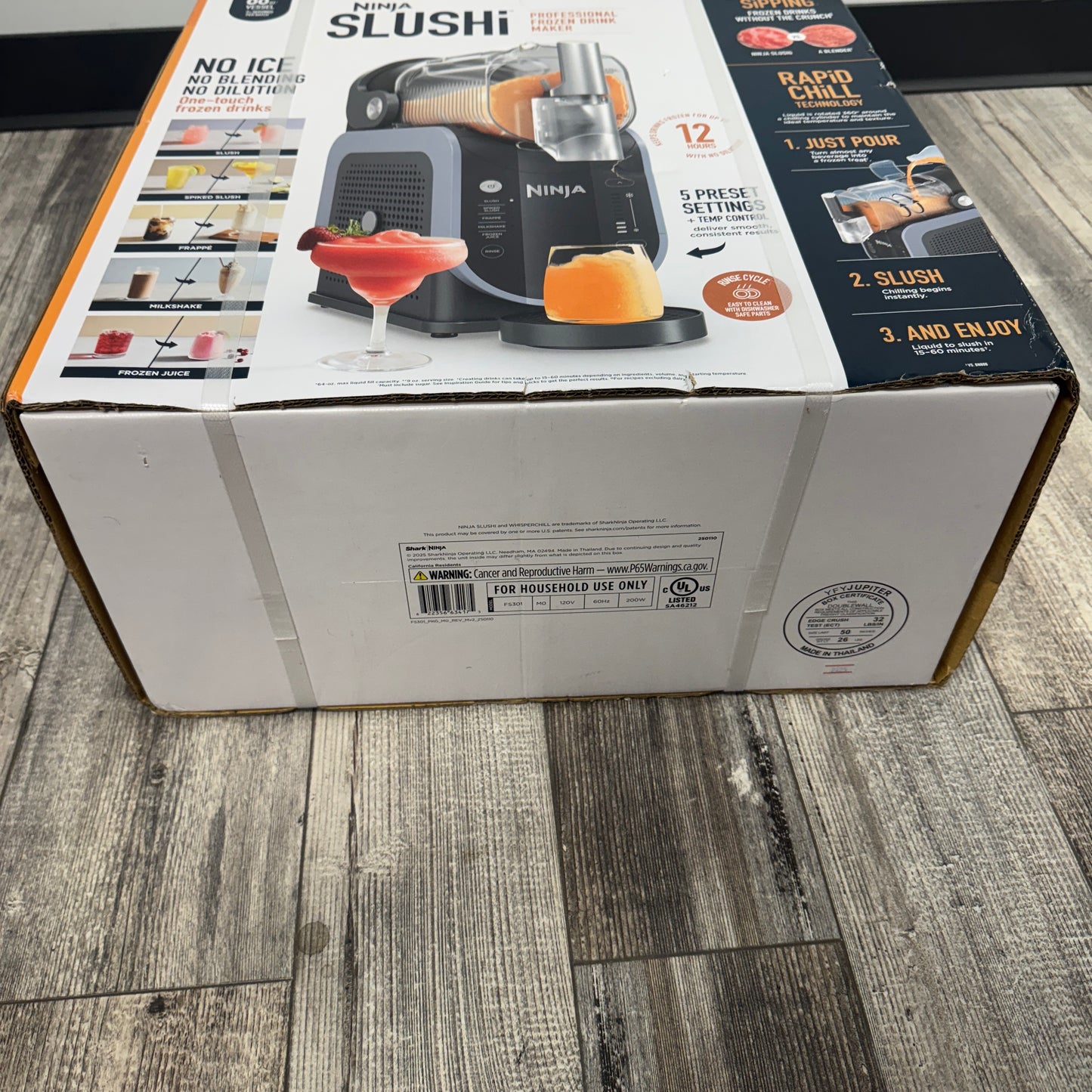 New Shark Slushi Frozen Drink Maker FS301