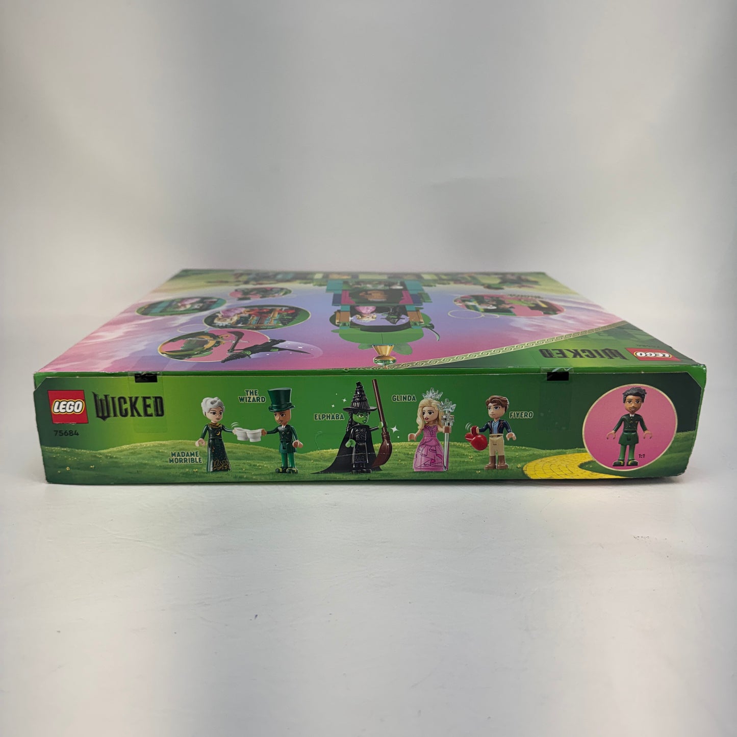 New Lego Wicked: Welcome to Emerald City Lego Set 75684