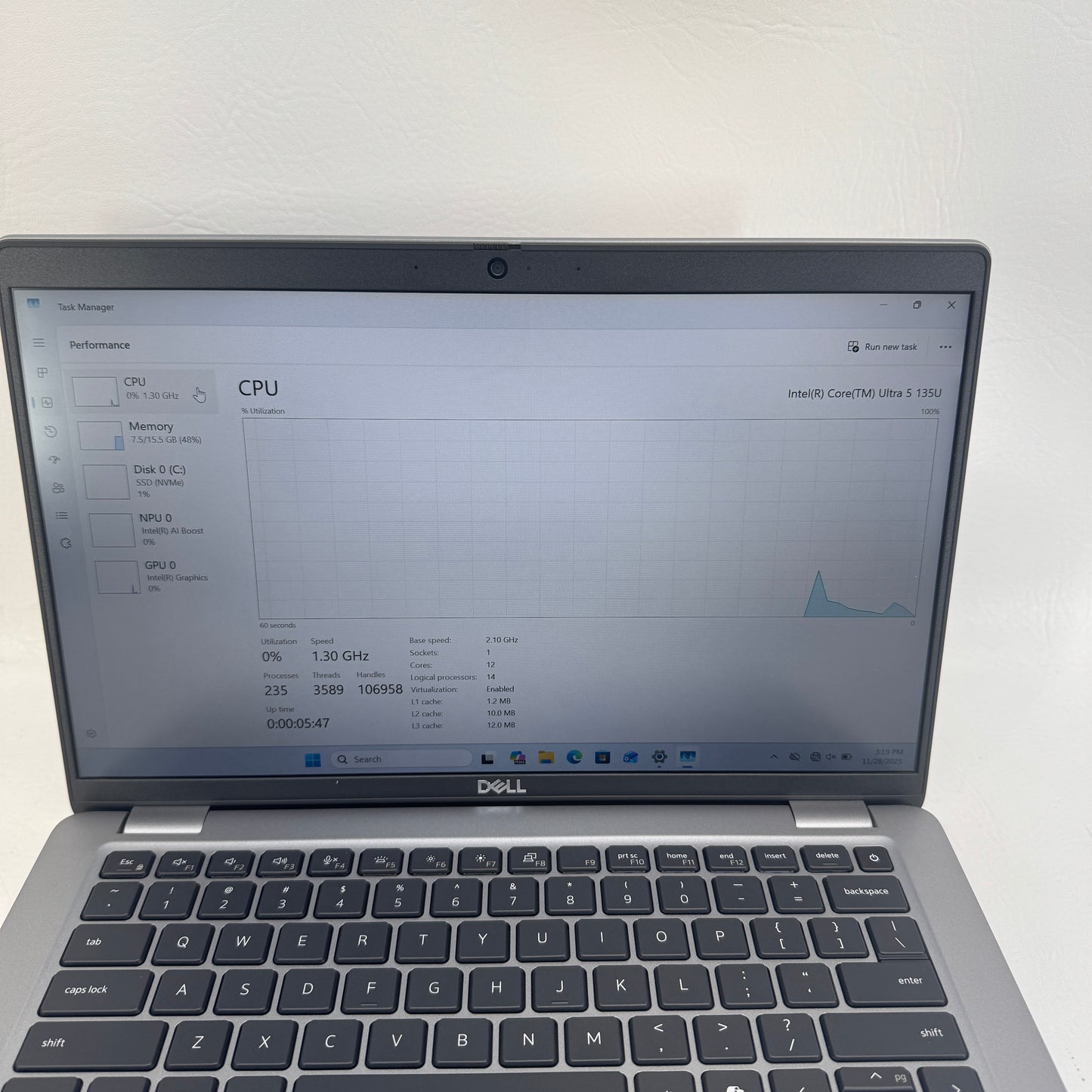 Dell Latitude 5450 14" Core Ultra 5 135U 2.1GHz 16GB RAM 256GB SSD