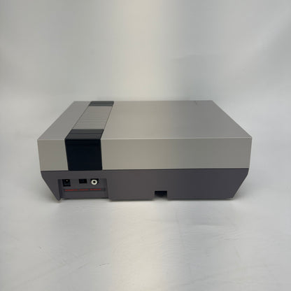 Nintendo Entertainment System NES Video Game Console NES-001 Gray