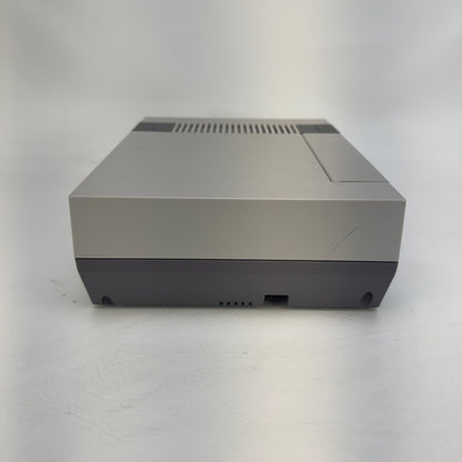 Nintendo Entertainment System NES Video Game Console NES-001 Gray