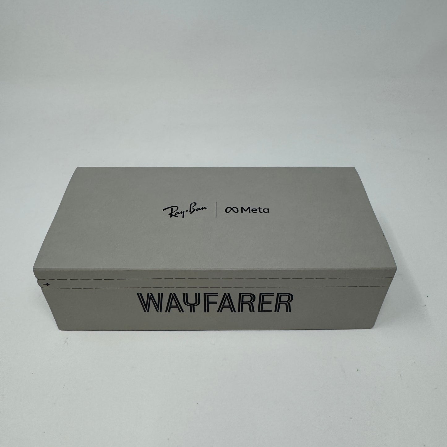 New Ray-Ban Meta Wayfarer Sunglesses RW4006