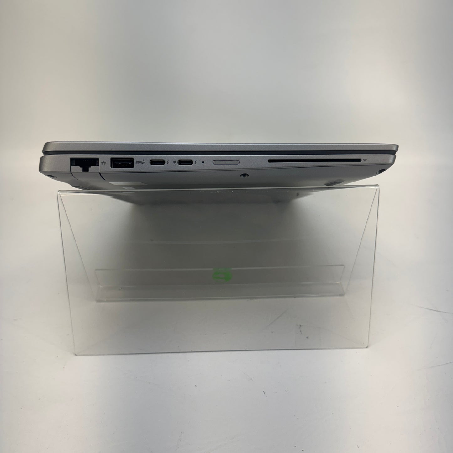 Dell Latitude 5450 14" Core Ultra 5 135U 2.1GHz 16GB RAM 256GB SSD