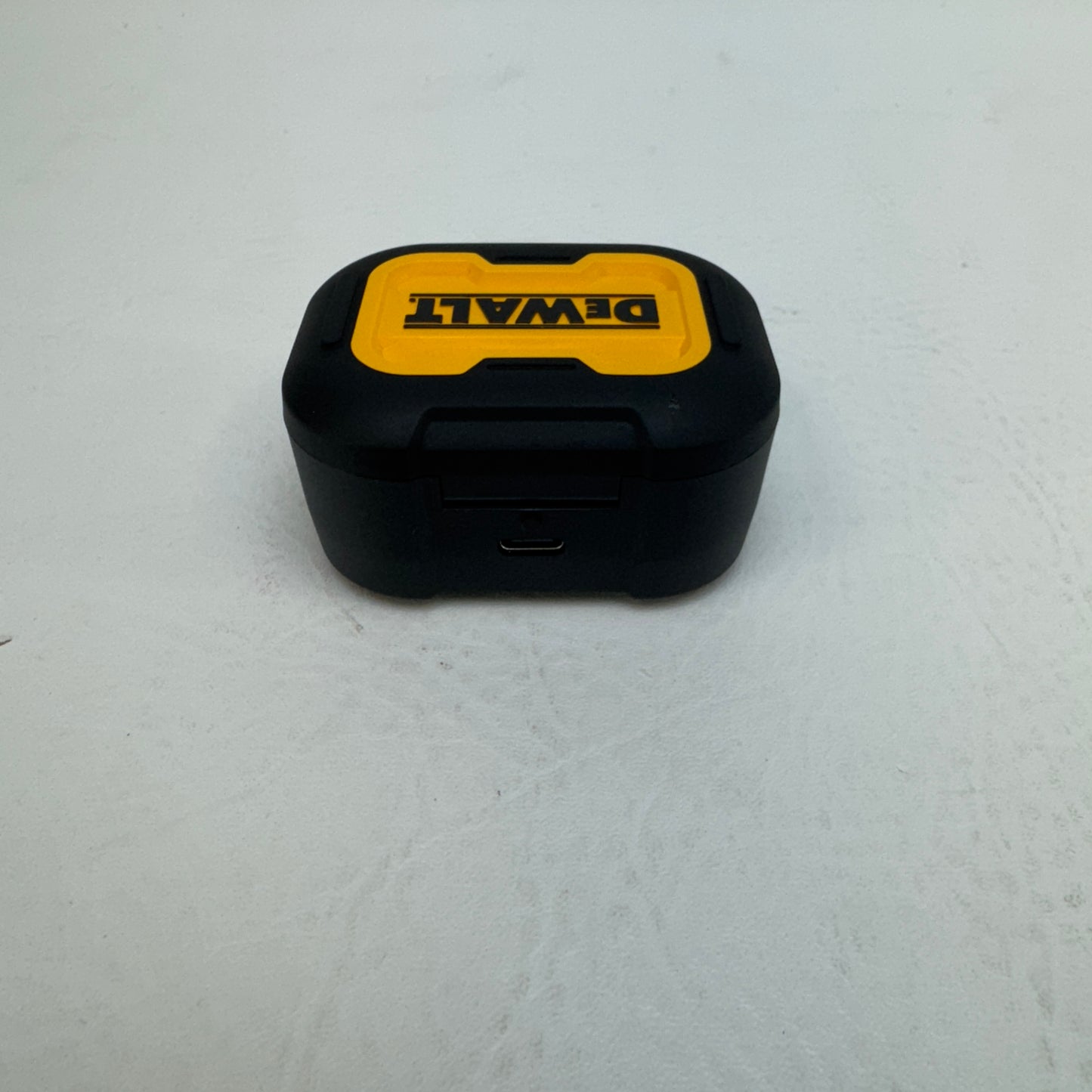 Dewalt DXMA1902092 Active Noise Cancellation Headphones  Black