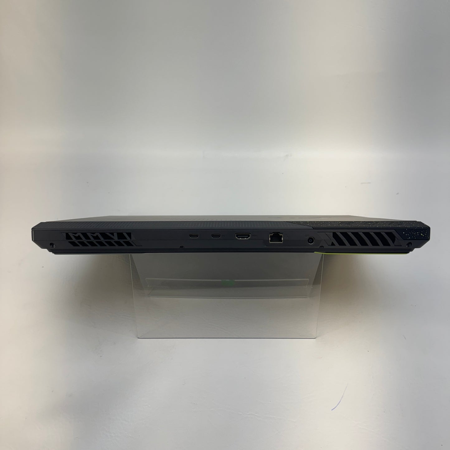 Asus ROG Strix G17 G713P 17.3" Ryzen 9 7845HX 3.0GHz 16GB RAM 1TB SSD