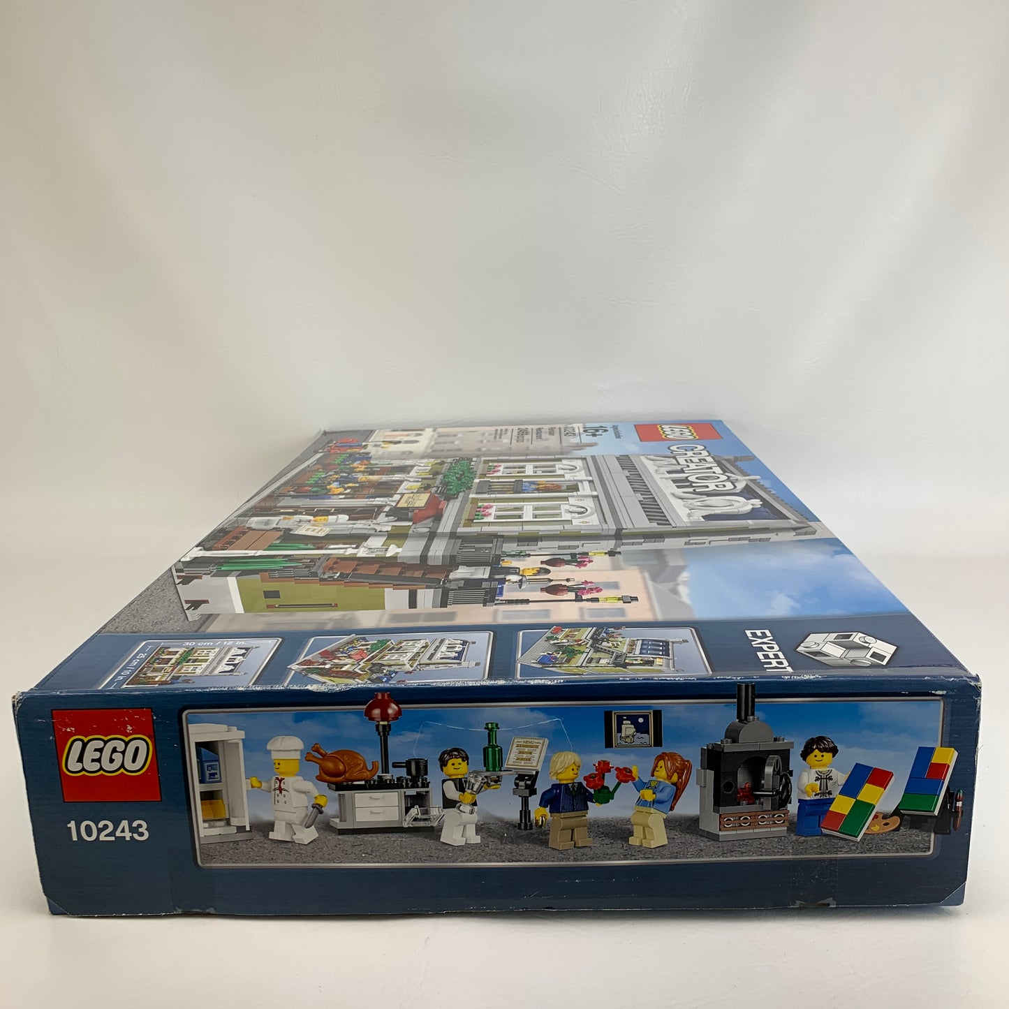 New Lego Parisian Restaurant Lego Set 10243