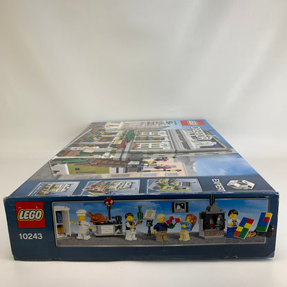 New Lego Parisian Restaurant Lego Set 10243