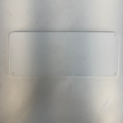 2021 Apple iMac 24" M1 3.2GHz 8GB RAM 256GB SSD Silver MGPC3LL/A