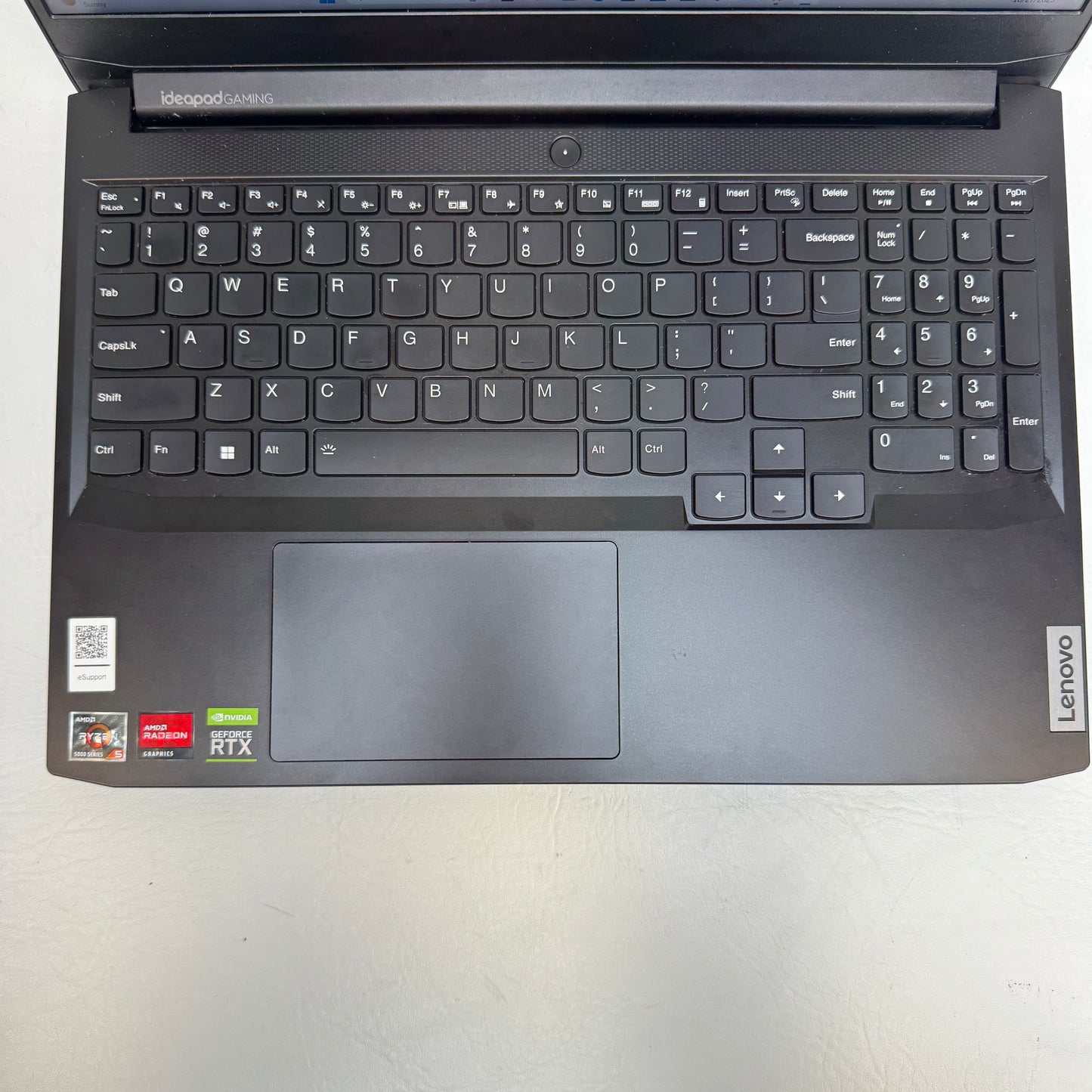 Lenovo IdeaPad GAMING 3 15.6" Ryzen 5 5600H 3.3GHz 16GB RAM 256GB SSD 