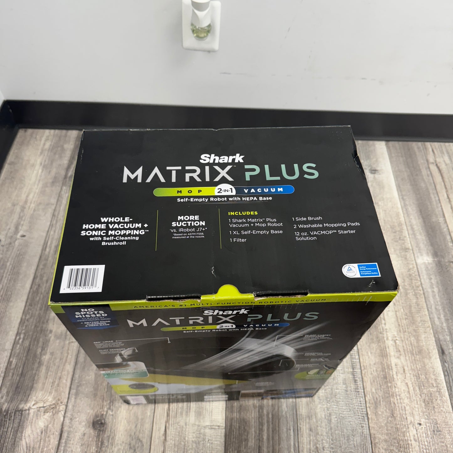New Shark Matrix Plus Robotic Vacuum RV2610WA