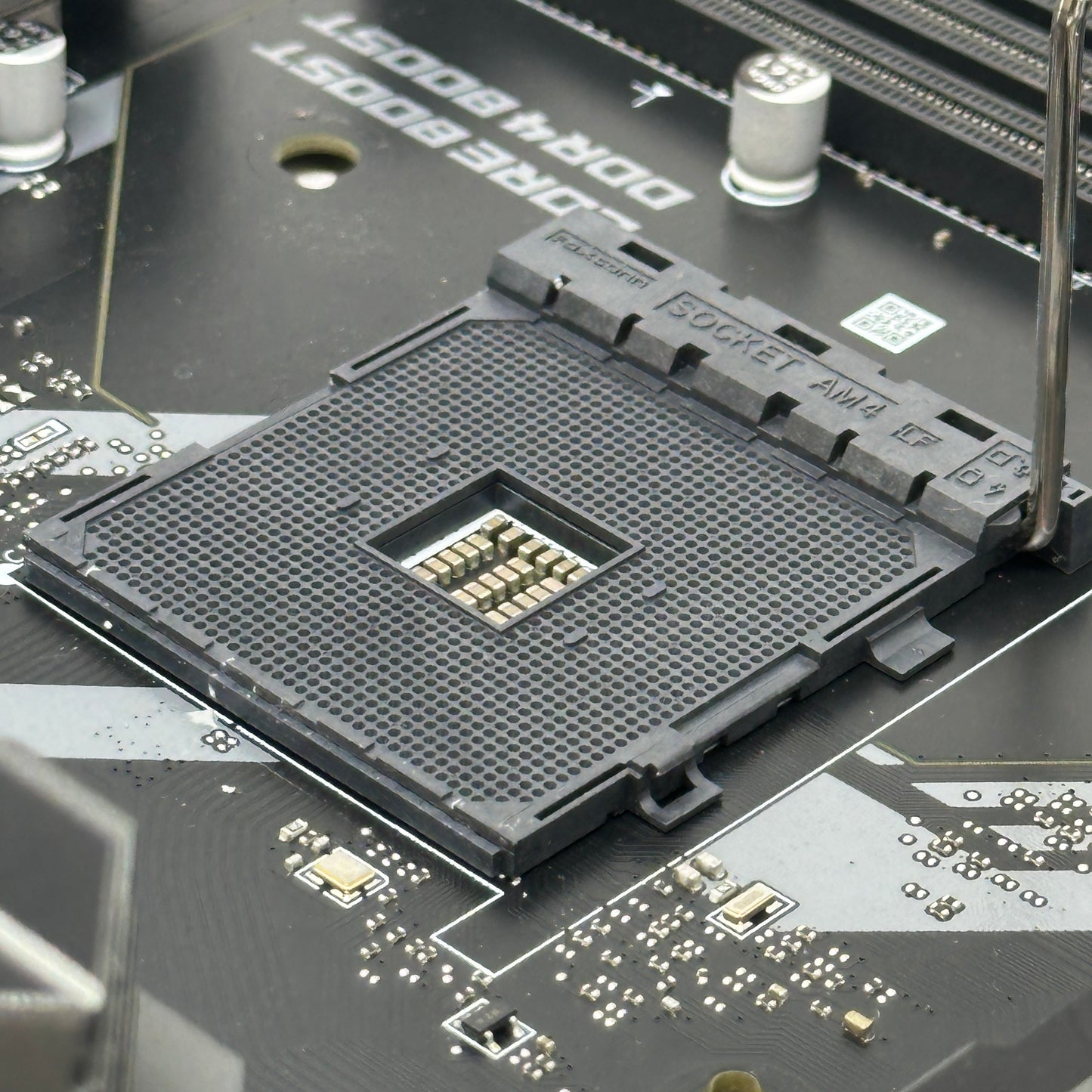 MSi MAG B550 TOMAHAWK AM4 ATX AMD DDR4 Motherboard