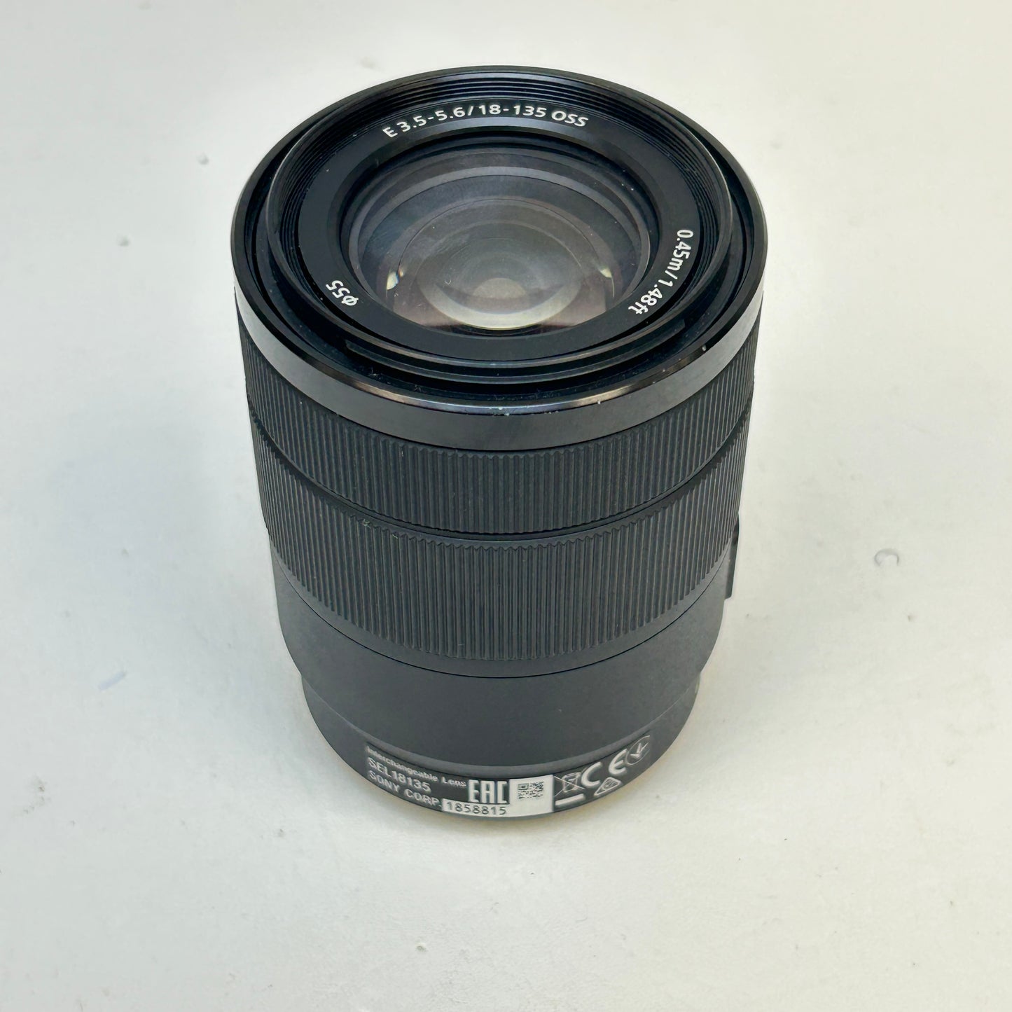 Sony SEL18135 18mm-135mm f/3.5-5.6 E-Mount Standard Zoom Auto & Manual Lens