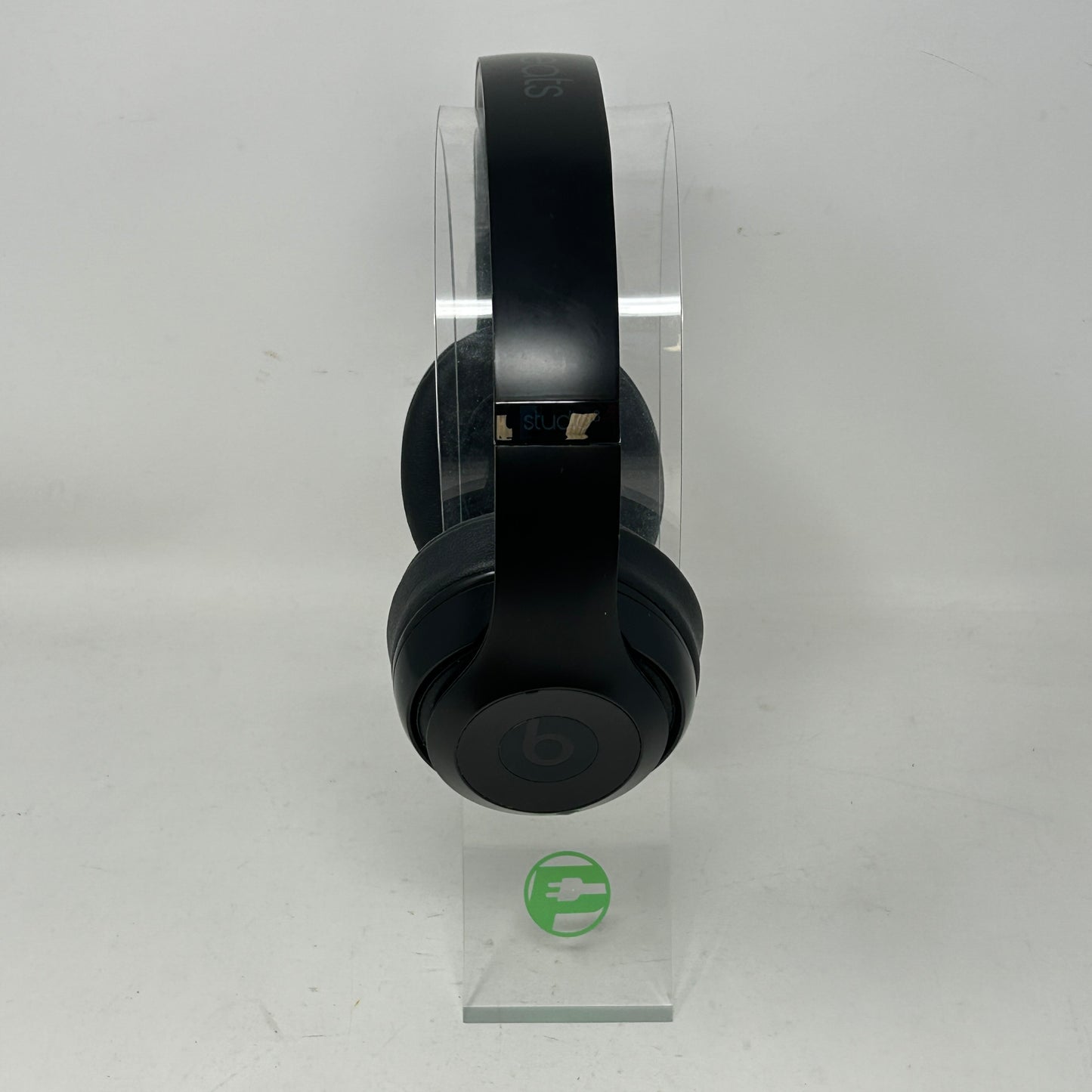 Beats Studio3 Wireless Over-Ear Bluetooth Headphones Black MX3X2LL/A