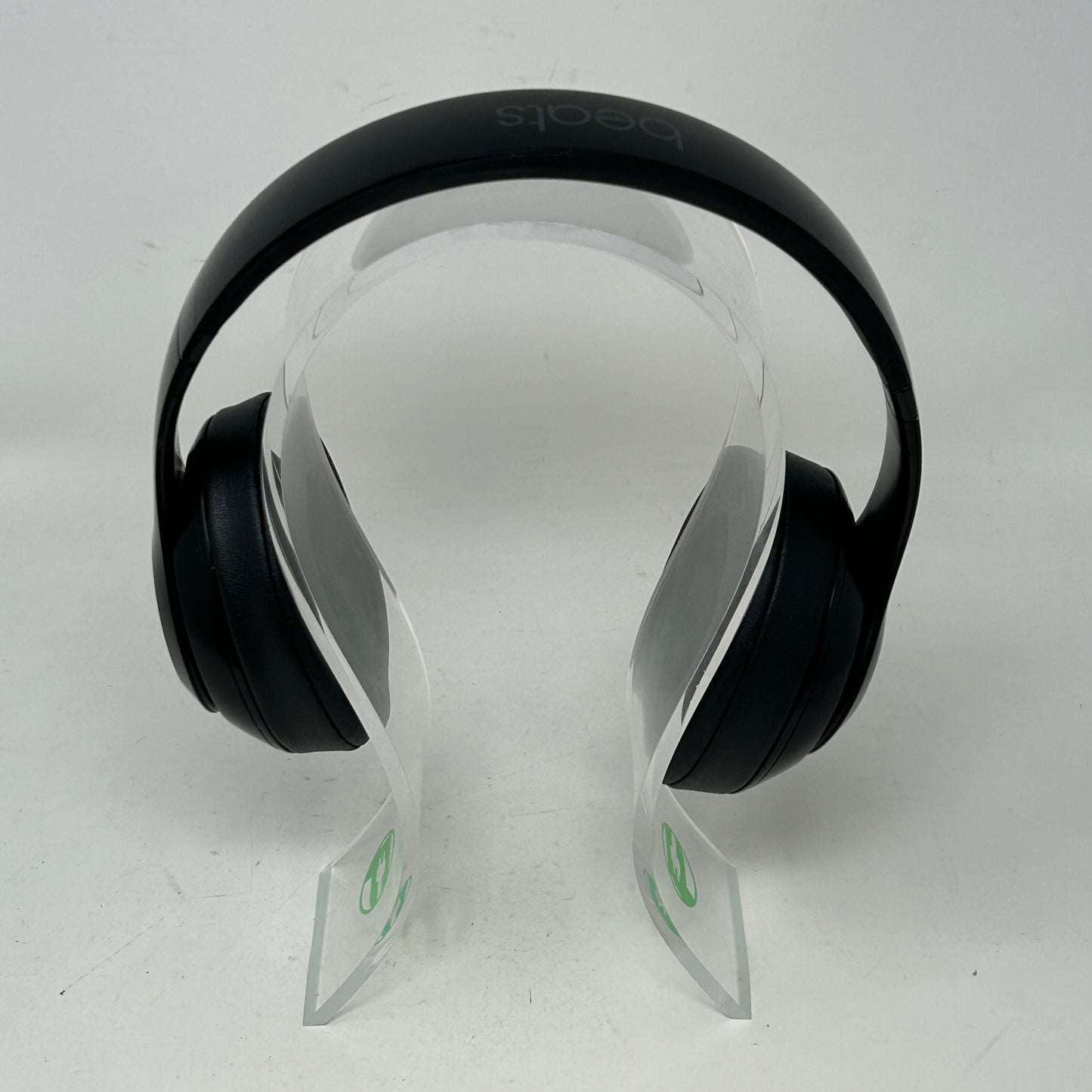 Beats Studio3 Wireless Over-Ear Bluetooth Headphones Black MX3X2LL/A