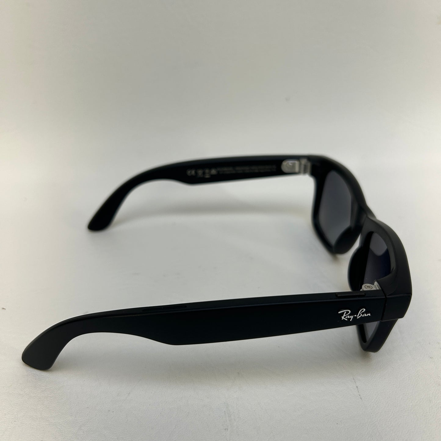 Ray-Ban Meta Wayfarer Gen 2 RW4012 Matte Black Polarized AI Smart Glasses