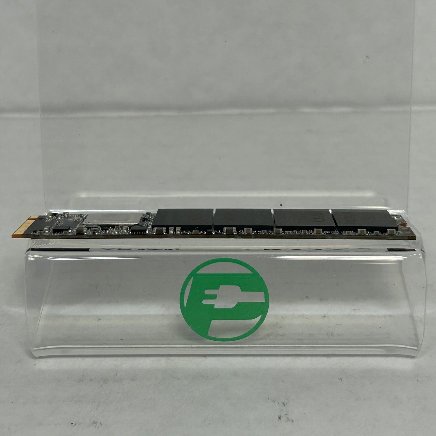 ADATA 2280mm Legend 800 Gold 2TB M.2 NVMe Gen 4.0 x 4 SSD SLEG-800G-2000GCS-S38