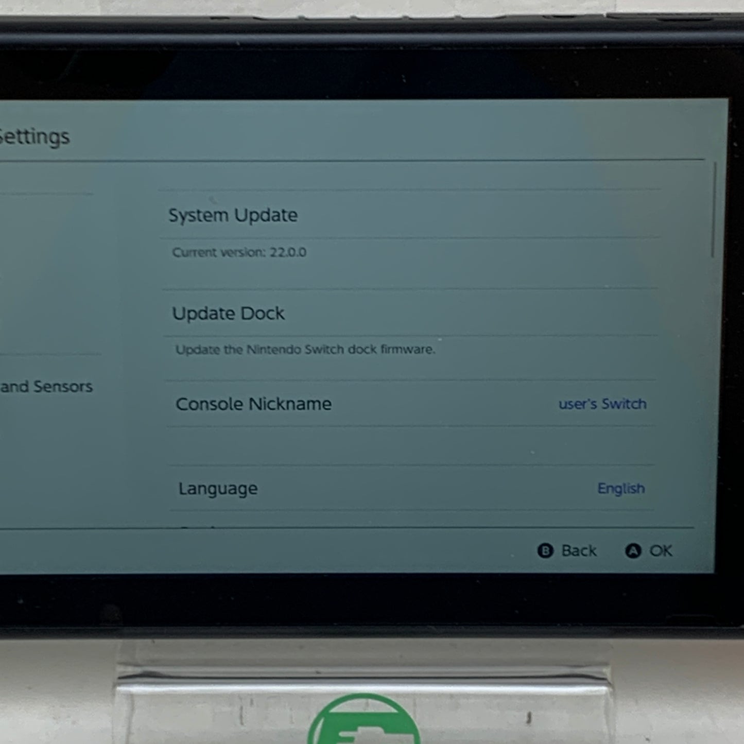 Nintendo Switch v2 Console Gaming System HAC-001(-01)  Red/Blue