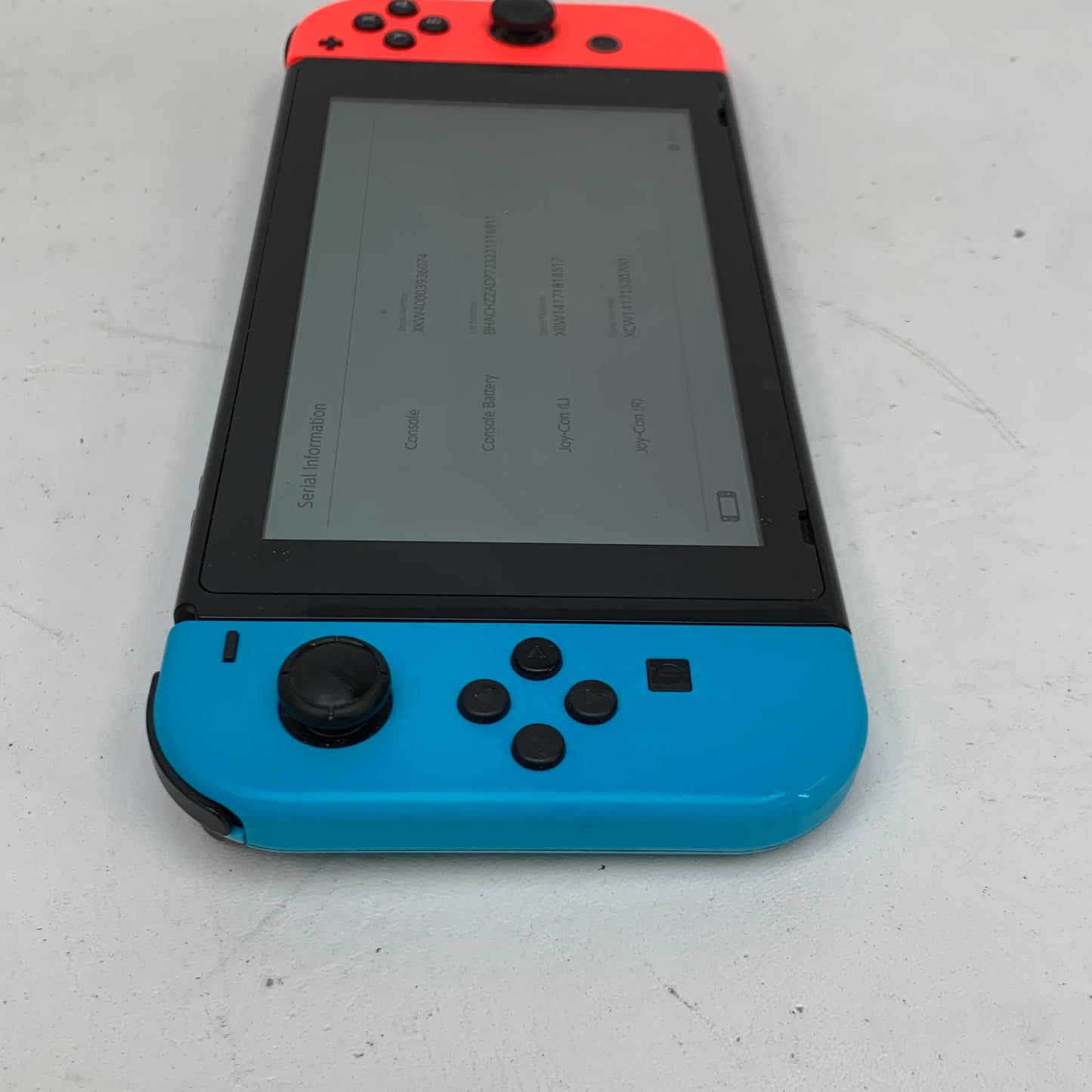 Nintendo Switch v2 Console Gaming System HAC-001(-01)  Red/Blue