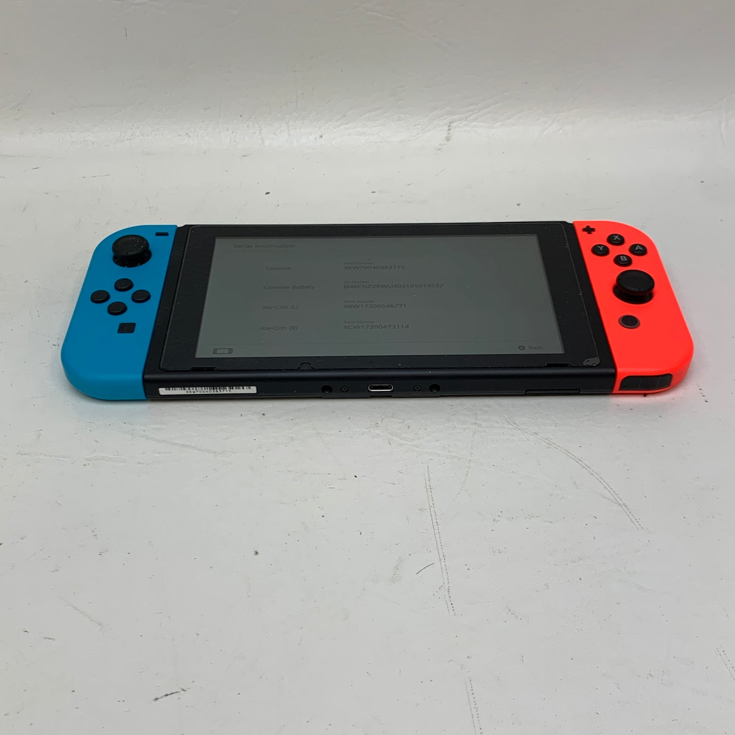 Nintendo Switch v2 Console Gaming System HAC-001(-01)  Red/Blue