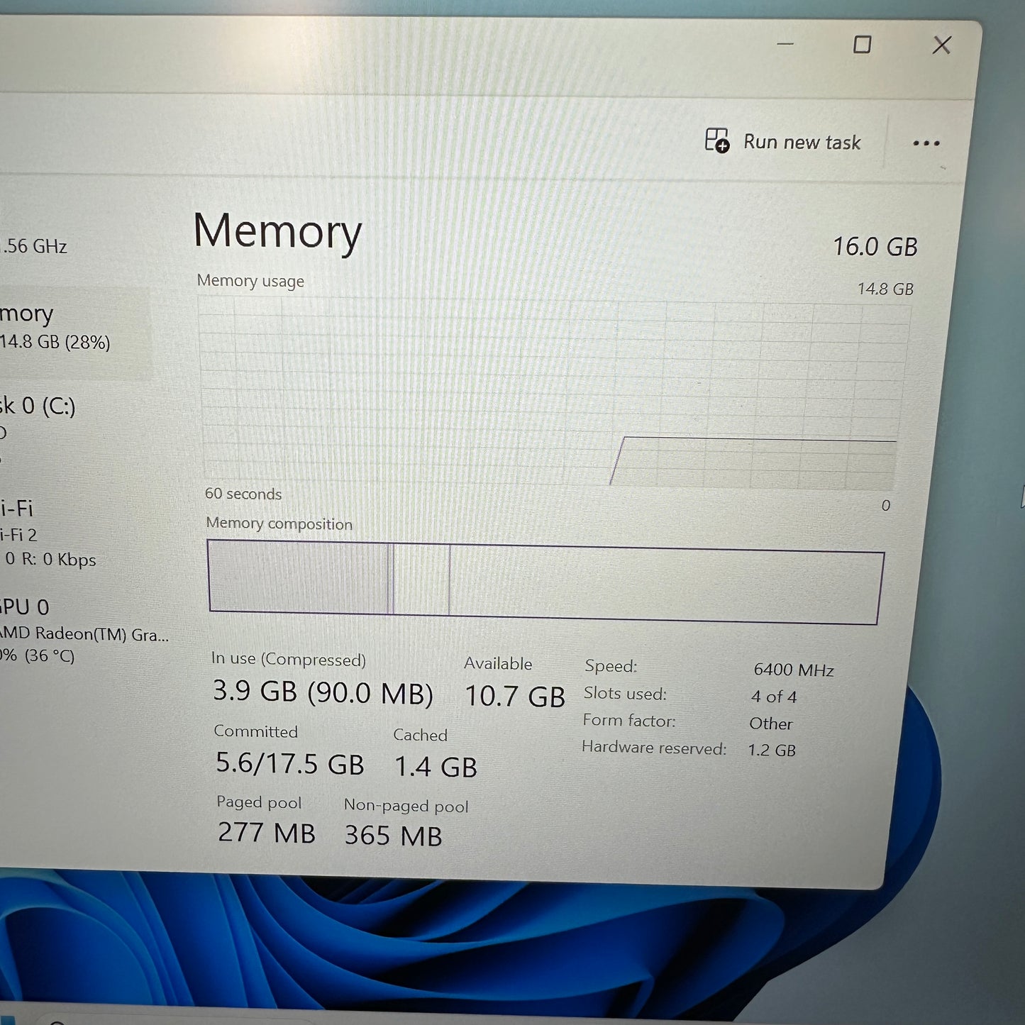 Lenovo ThinkPad E14 Gen 3 3G25020 14" Ryzen 5 Pro 6650U 2.9GHz 16GB RAM 256GB SSD